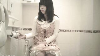 digi-tents ヤングガールトイレ 11-15 voyeur jp 150526 03