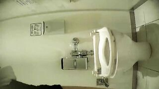 激カワ率100％！極上ショップ店員トイレ盗撮 ムーさんの プレミアム化粧室 FILE.01 voyeur jp 160526 04